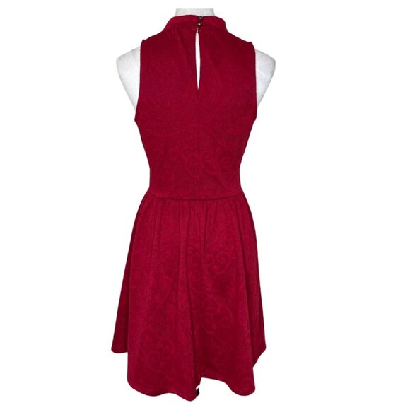 Francesca's Collections Red Eyelet Flowers A-Line Fit & Flare Sleeveless Dress - Picture 3 of 6